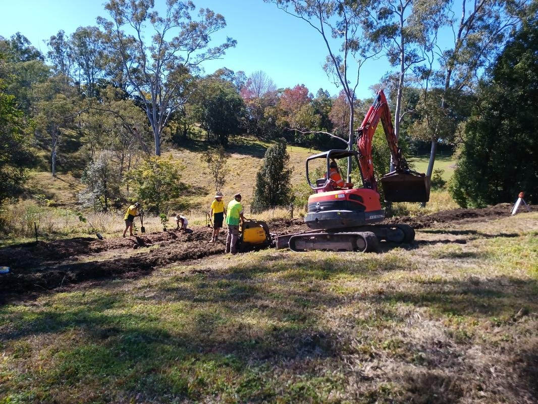 Landscape earthworks and installation team